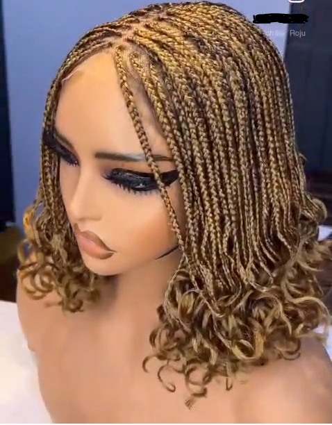 Curly Goldie Wig